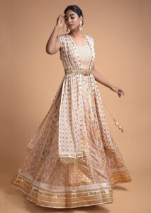 Cape Floral Lehnga Cream/Gold