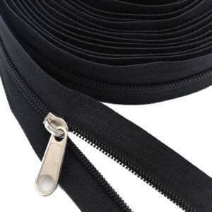 Nylon coil zipper