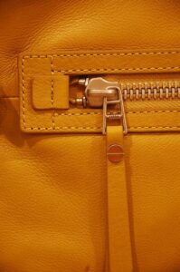 Bag zipper