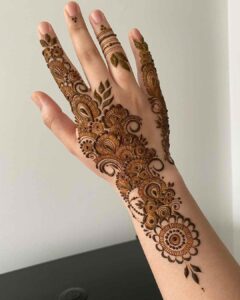 Design with Shaded Mehndi