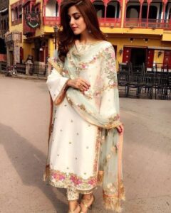 Heavy dupatta salwar suit