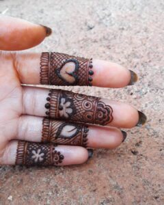 Mehndi Designs for the Front Fingers