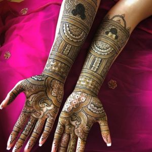 Traditional Karwa Chauth Mehndi Designs