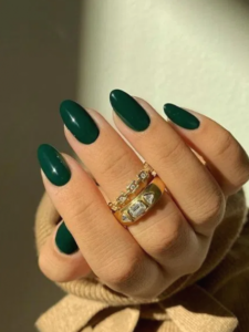 Royal Emerald Nails