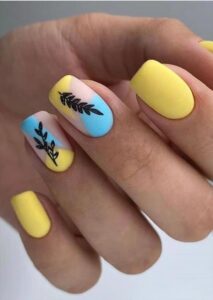 Yellow summer nails