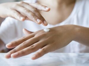 Hands and cuticles should be moisturised.