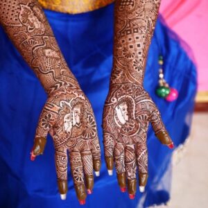 Beautiful Mehndi Designs for the Bride and Groom