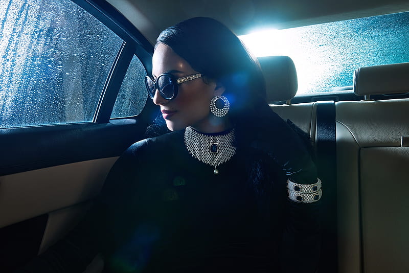 11 Broke Girl Secrets to Look Like A Rich Girl
