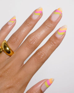 Wavy Summer Nail Art