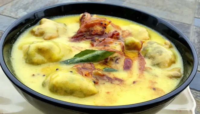 Punjabi Kadhi Pakora